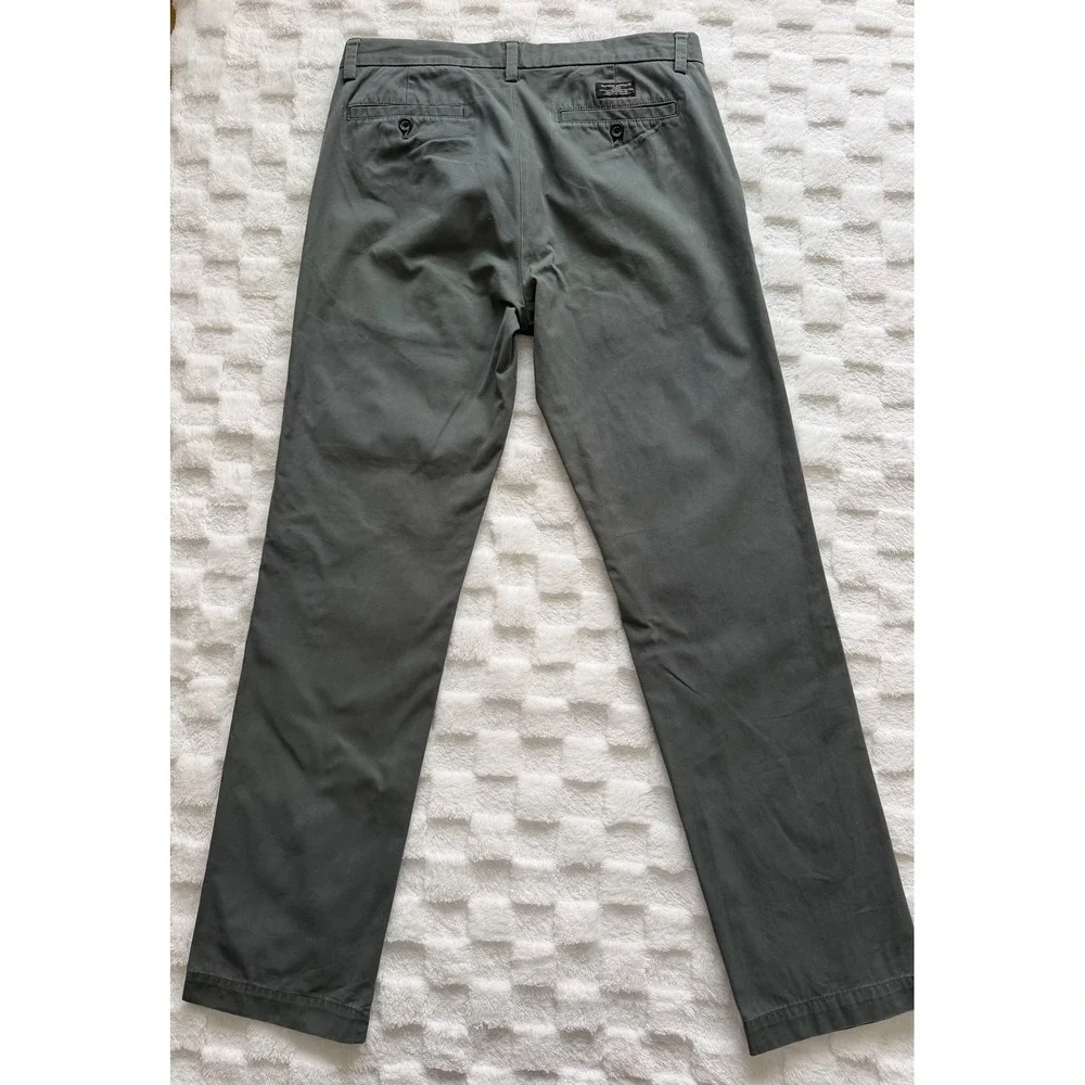 Banana Republic Emerson Chino Mens 33x34 Olive Green 100% Cotton Pants EUC